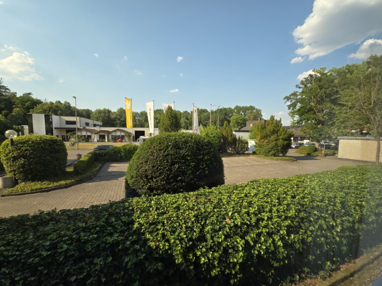 Blick auf Parkplatz